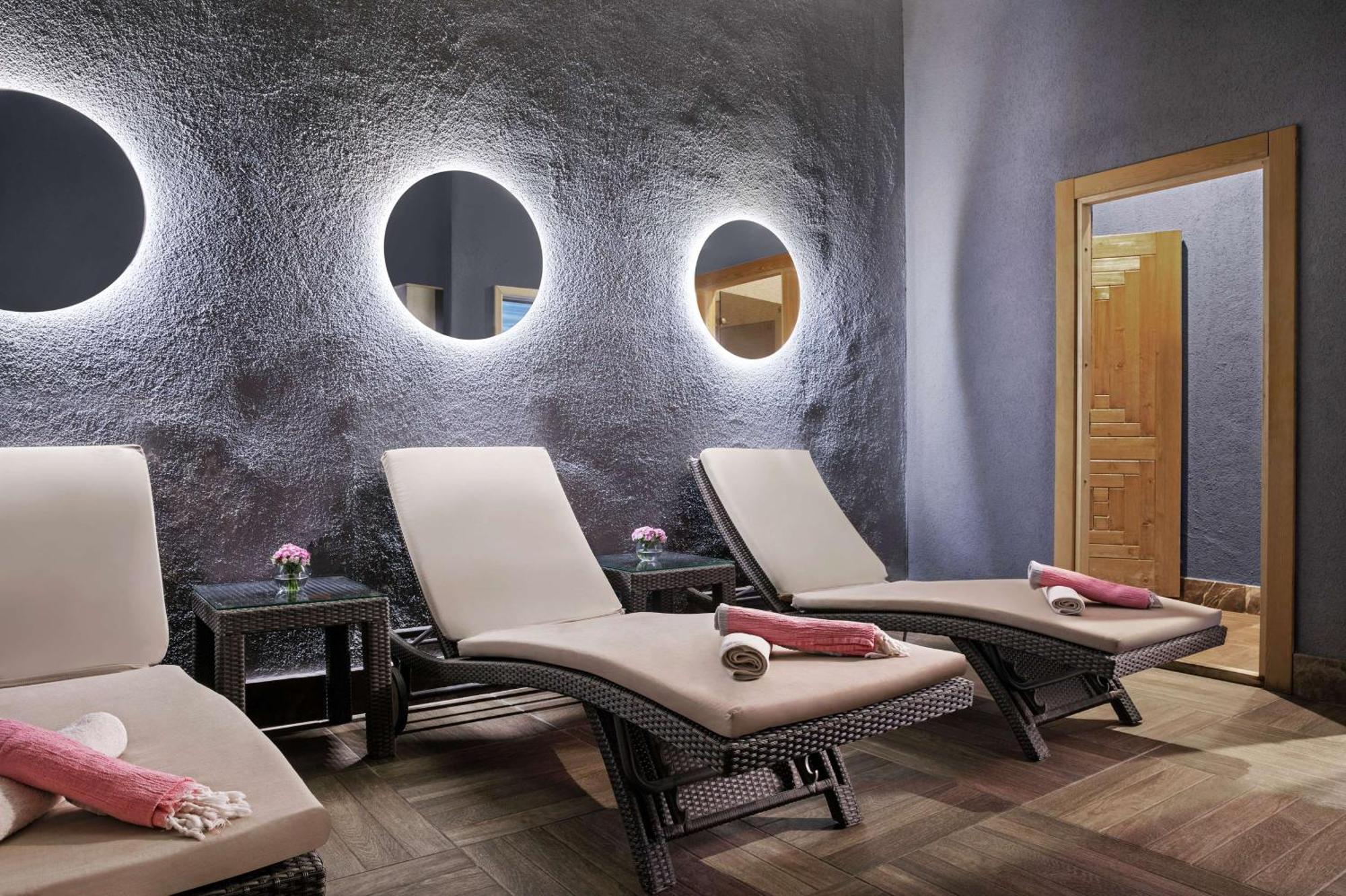 Doubletree By Hilton Istanbul Gayrettepe — Photos 1